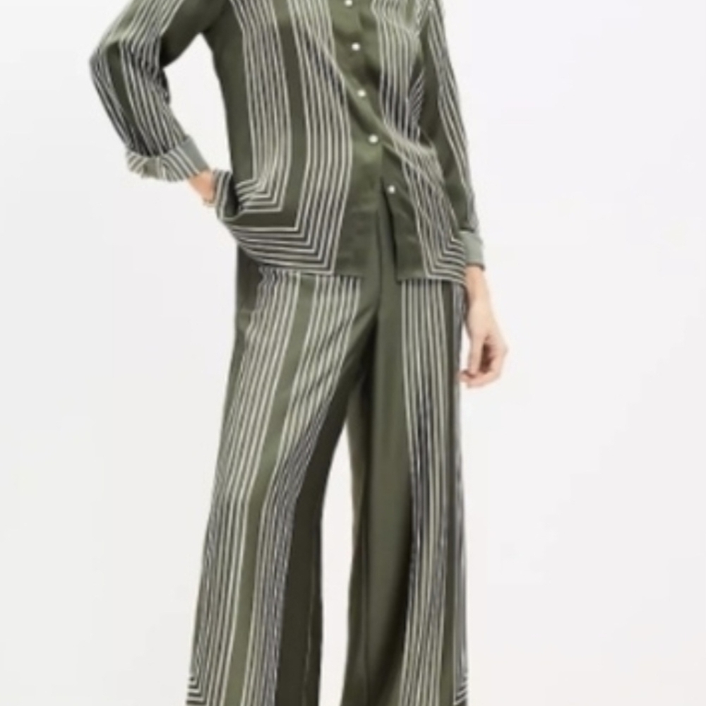 LOFT Striped Olive Green Women's CASUAL SET. Shirt Is Med Petite Pants Large